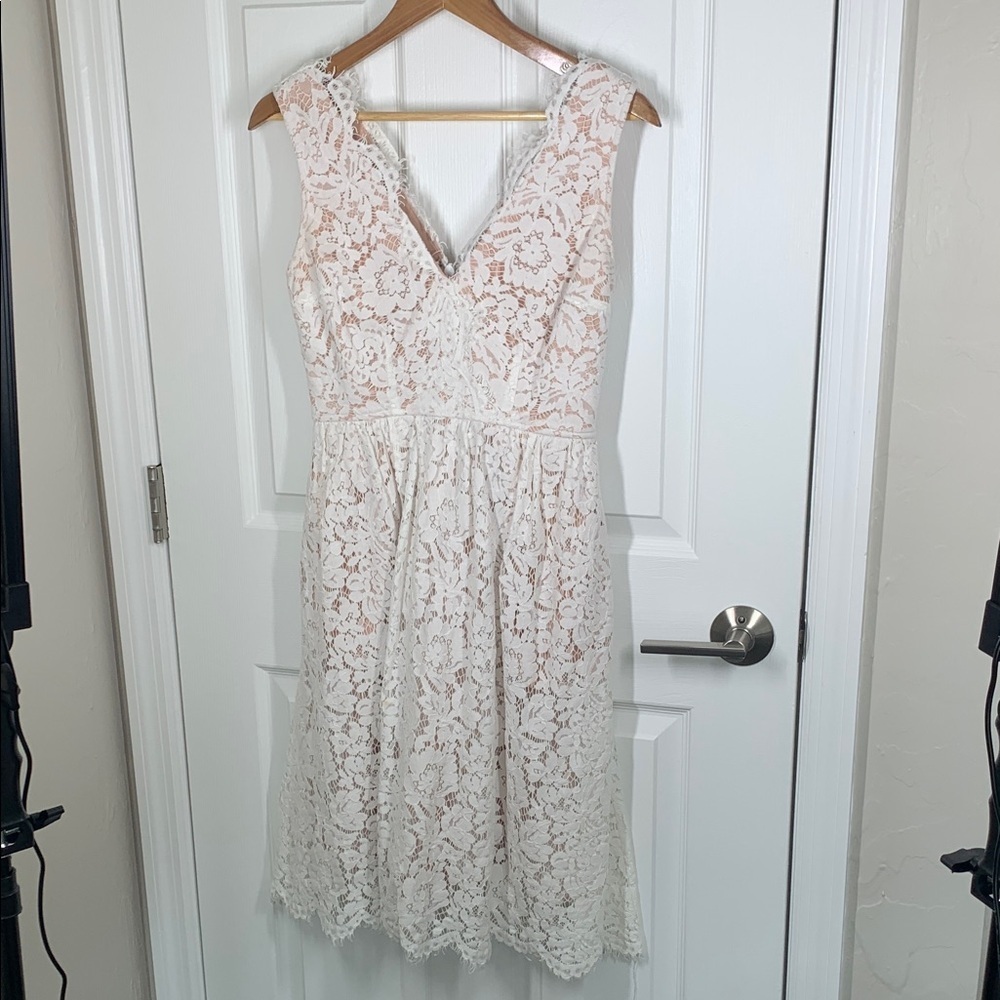 Lulus white lace cocktail dress size small